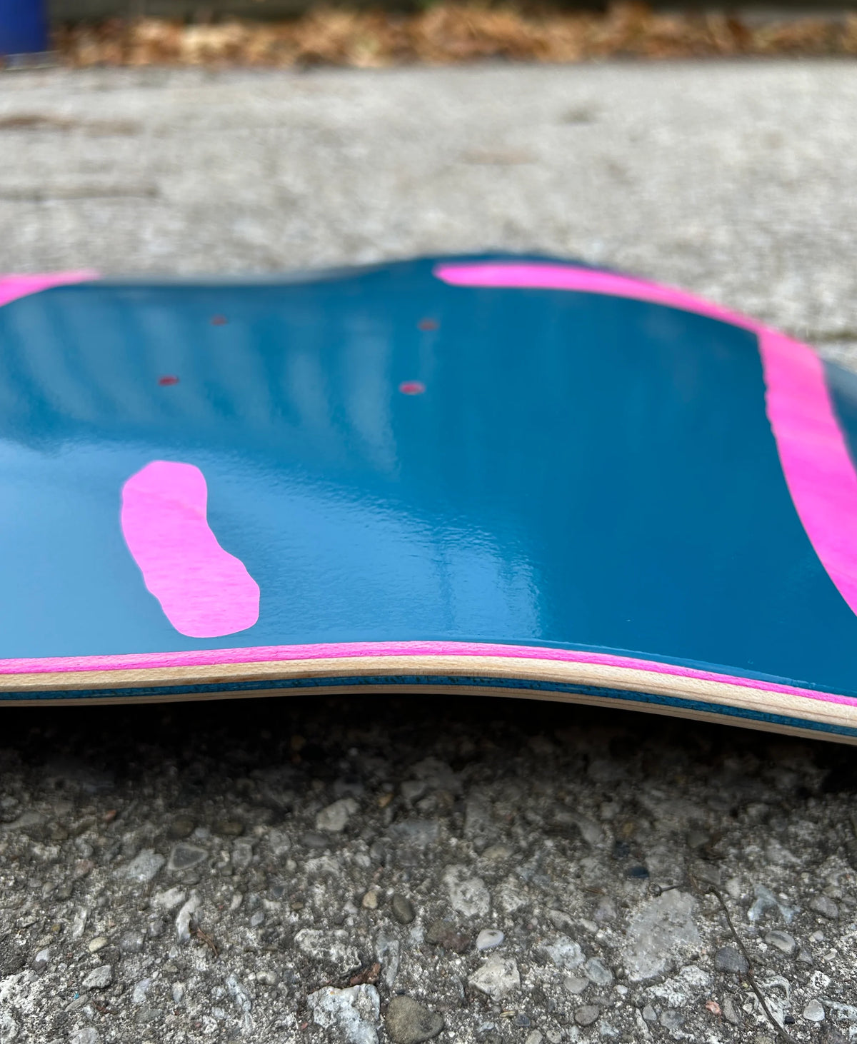 L' État Team Script 8.5 Quebec Shape Deck