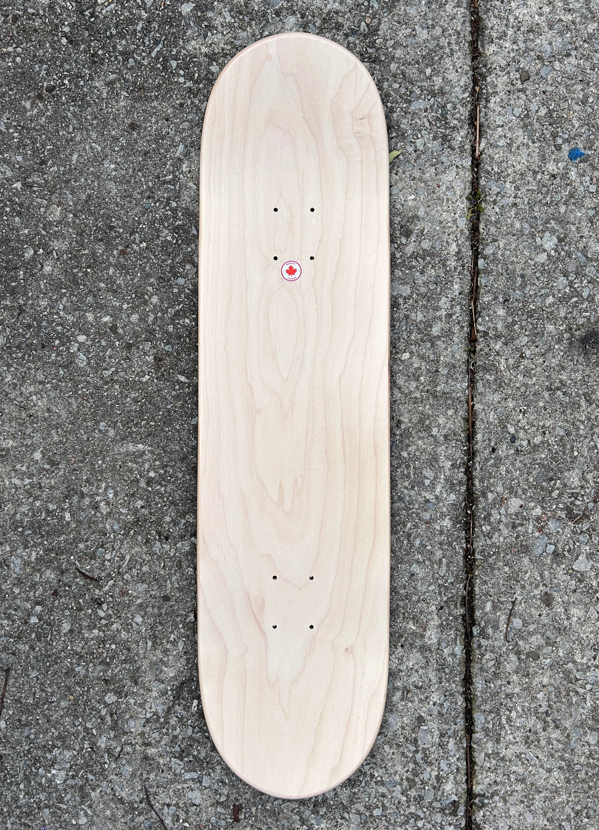 L' État Team Script 8.5 Quebec Shape Deck