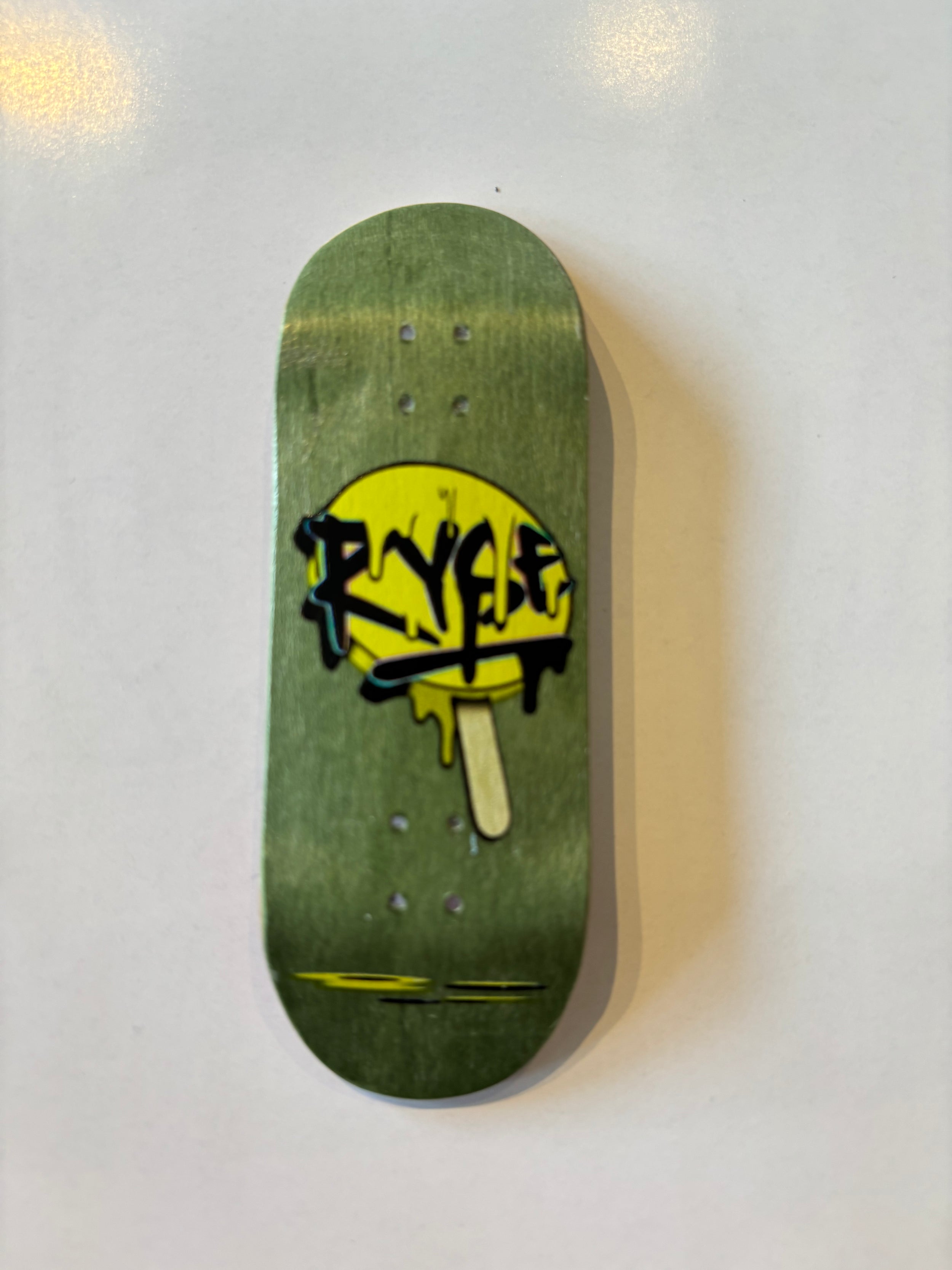 Ryse Fingerboard Decks