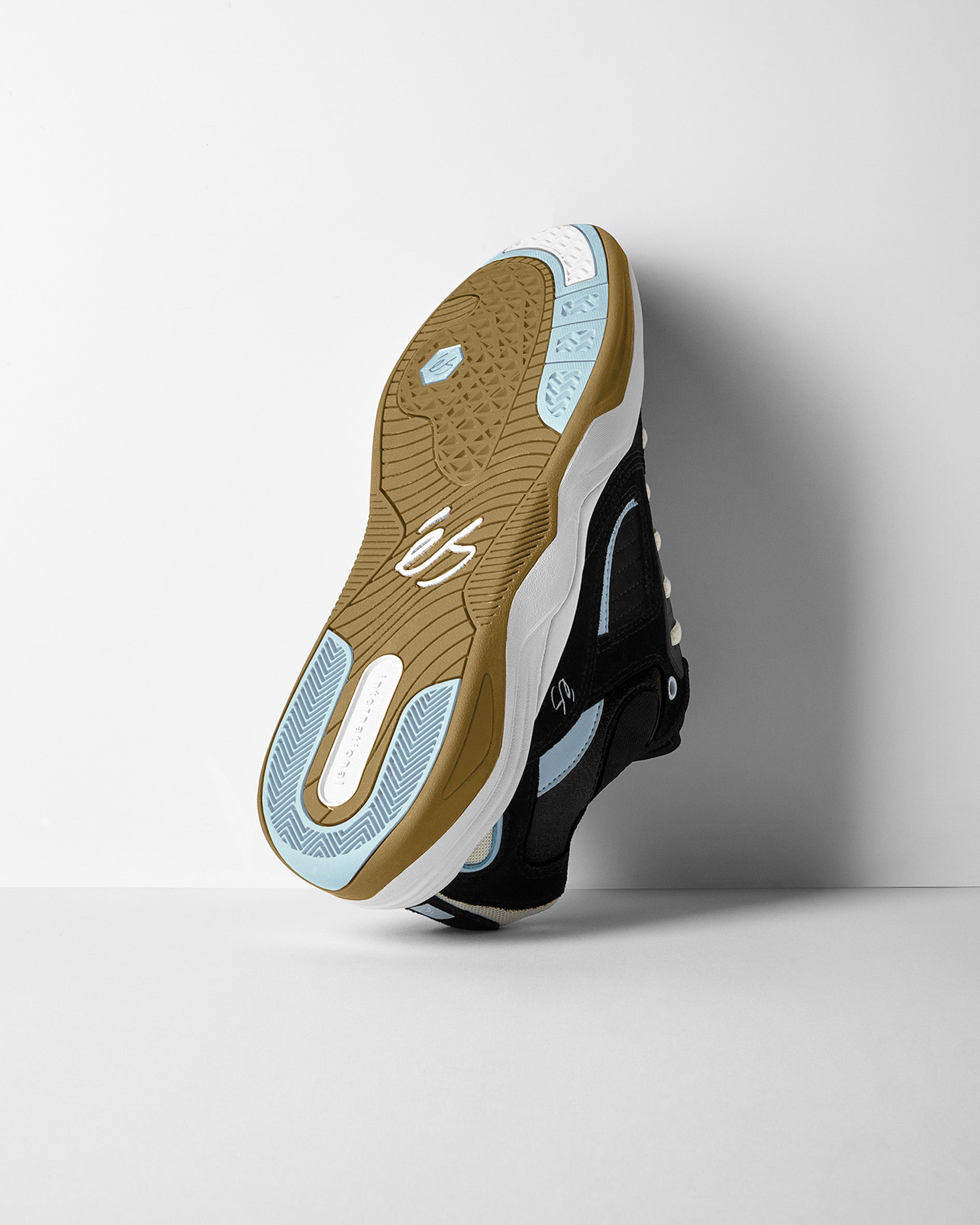 éS TJ Rogers Pro Shoe